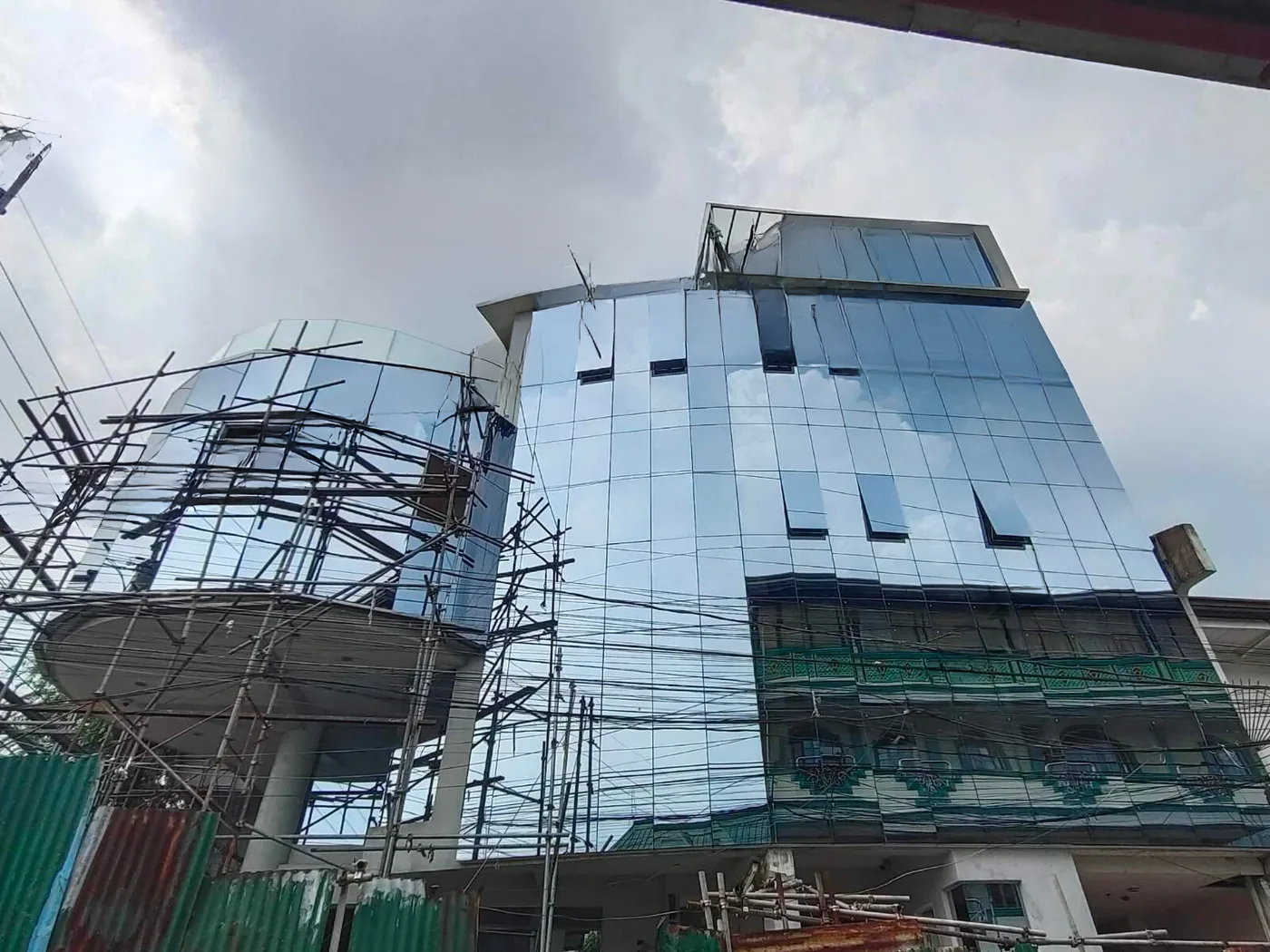 Two Ladies Building glass curtain wall project